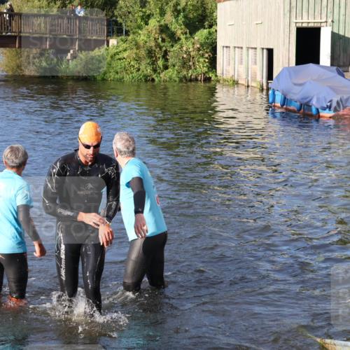 31.08.2025 - Elbe Triathlon Hamburg Luisa Fischer http://msf.ph/oto/8671438 31.08.2025 08:30:45 Schwimmen 191, 230 meine-sportfotos.de
