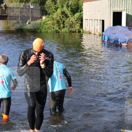 31.08.2025 - Elbe Triathlon Hamburg Luisa Fischer http://msf.ph/oto/8671451 31.08.2025 08:30:46 Schwimmen 191, 230 meine-sportfotos.de