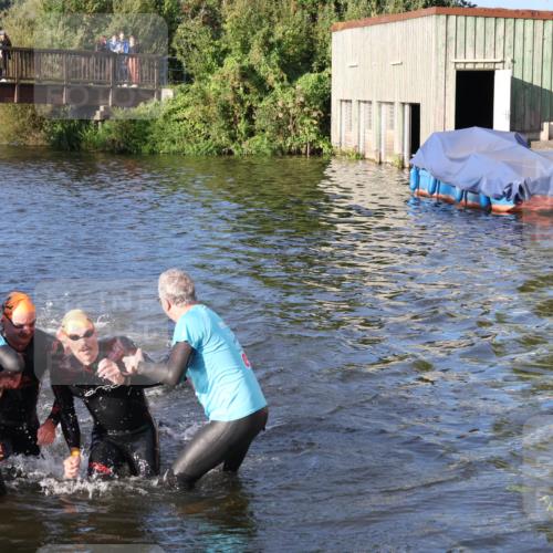 31.08.2025 - Elbe Triathlon Hamburg Luisa Fischer http://msf.ph/oto/8671528 31.08.2025 08:31:34 Schwimmen 169, 180, 189, 208, 211, 227 meine-sportfotos.de
