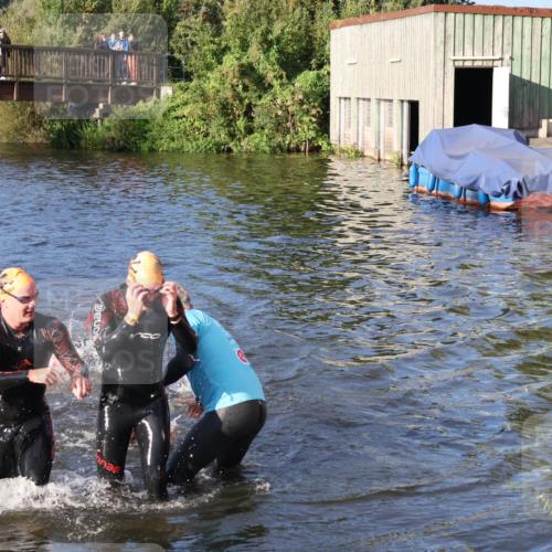 31.08.2025 - Elbe Triathlon Hamburg Luisa Fischer http://msf.ph/oto/8671533 31.08.2025 08:31:35 Schwimmen 169, 180, 189, 208, 211, 227 meine-sportfotos.de