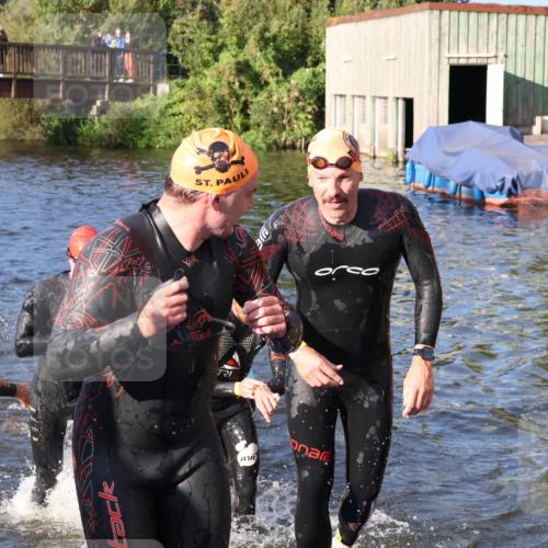 31.08.2025 - Elbe Triathlon Hamburg Luisa Fischer http://msf.ph/oto/8671559 31.08.2025 08:31:38 Schwimmen 169, 180, 189, 207, 208, 211, 227 meine-sportfotos.de