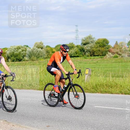 31.08.2025 - Elbe Triathlon Hamburg Michael Burmester http://msf.ph/oto/8671574 31.08.2025 10:03:13 Radfahren 595, 603, 674, 760, 828, 901 meine-sportfotos.de