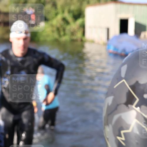 31.08.2025 - Elbe Triathlon Hamburg Luisa Fischer http://msf.ph/oto/8671589 31.08.2025 08:31:41 Schwimmen 169, 180, 189, 207, 208, 211, 227 meine-sportfotos.de