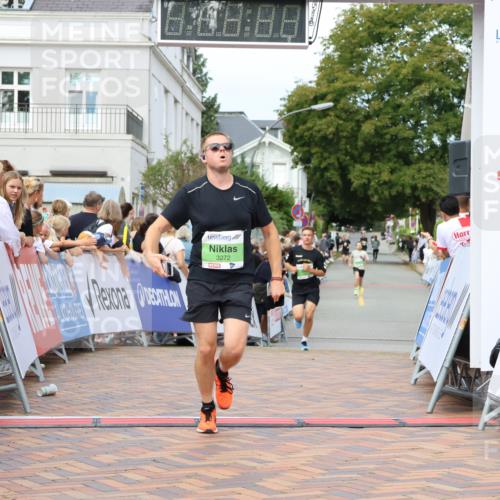 31.08.2025 - 21. Blankeneser Heldenlauf Strokosch-Dieckow http://msf.ph/oto/8671603 31.08.2025 10:53:17 Ziel 3371, 3636, 3272 meine-sportfotos.de
