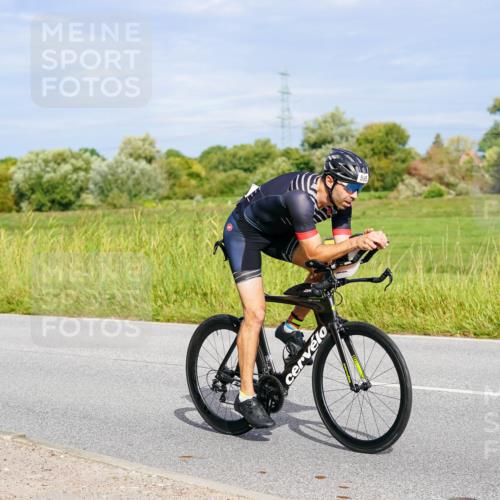 31.08.2025 - Elbe Triathlon Hamburg Michael Burmester http://msf.ph/oto/8671630 31.08.2025 10:03:20 Radfahren 510, 595, 603, 658, 816, 901, 915 meine-sportfotos.de
