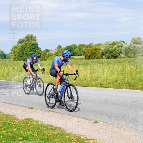 31.08.2025 - Elbe Triathlon Hamburg Michael Burmester http://msf.ph/oto/8671656 31.08.2025 10:03:23 Radfahren 510, 595, 658, 816, 915 meine-sportfotos.de