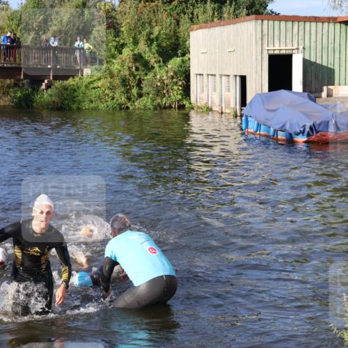31.08.2025 - Elbe Triathlon Hamburg Luisa Fischer http://msf.ph/oto/8671814 31.08.2025 08:32:38 Schwimmen 181, 215, 225, 231, 234, 237 meine-sportfotos.de