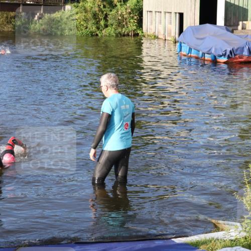 31.08.2025 - Elbe Triathlon Hamburg Luisa Fischer http://msf.ph/oto/8671871 31.08.2025 08:33:05 Schwimmen 192 meine-sportfotos.de