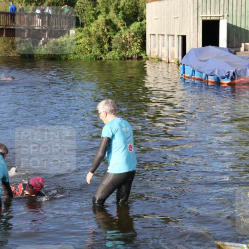 31.08.2025 - Elbe Triathlon Hamburg Luisa Fischer http://msf.ph/oto/8671875 31.08.2025 08:33:06 Schwimmen 192 meine-sportfotos.de