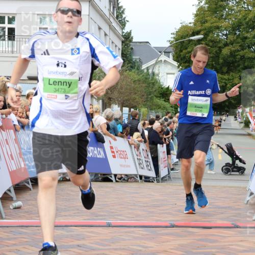 31.08.2025 - 21. Blankeneser Heldenlauf Strokosch-Dieckow http://msf.ph/oto/8671885 31.08.2025 10:52:49 Ziel 3706, 3473 meine-sportfotos.de