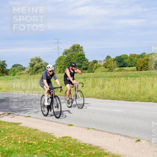 31.08.2025 - Elbe Triathlon Hamburg Michael Burmester http://msf.ph/oto/8671911 31.08.2025 10:03:55 Radfahren 422, 528, 533, 577, 781, 856 meine-sportfotos.de