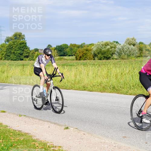 31.08.2025 - Elbe Triathlon Hamburg Michael Burmester http://msf.ph/oto/8672018 31.08.2025 10:04:12 Radfahren 407, 710, 742, 903 meine-sportfotos.de