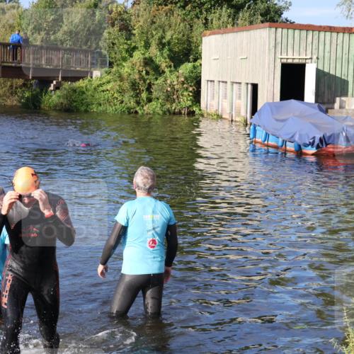 31.08.2025 - Elbe Triathlon Hamburg Luisa Fischer http://msf.ph/oto/8672028 31.08.2025 08:33:59 Schwimmen 168 meine-sportfotos.de
