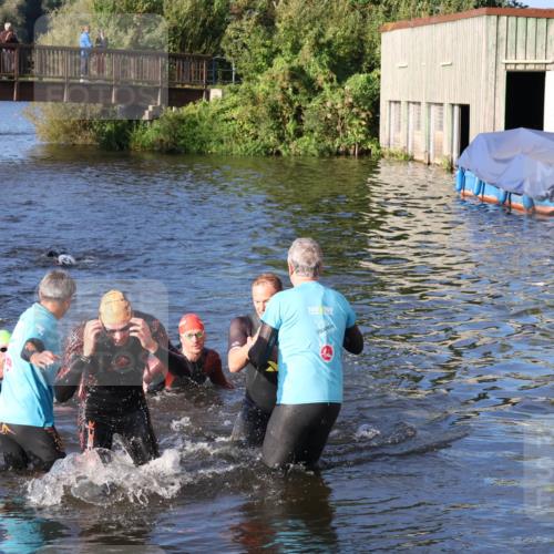31.08.2025 - Elbe Triathlon Hamburg Luisa Fischer http://msf.ph/oto/8672065 31.08.2025 08:34:23 Schwimmen 175, 177, 193, 199, 239 meine-sportfotos.de