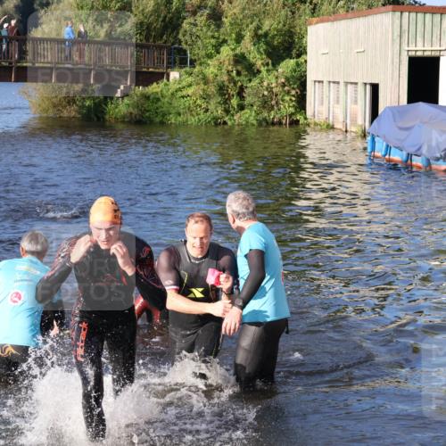 31.08.2025 - Elbe Triathlon Hamburg Luisa Fischer http://msf.ph/oto/8672070 31.08.2025 08:34:24 Schwimmen 175, 177, 193, 199, 239 meine-sportfotos.de