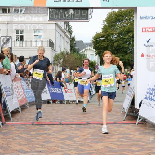 31.08.2025 - 21. Blankeneser Heldenlauf Strokosch-Dieckow http://msf.ph/oto/8672096 31.08.2025 10:31:49 Ziel 2077, 2407, 2280, 2462, 2340, 2278 meine-sportfotos.de