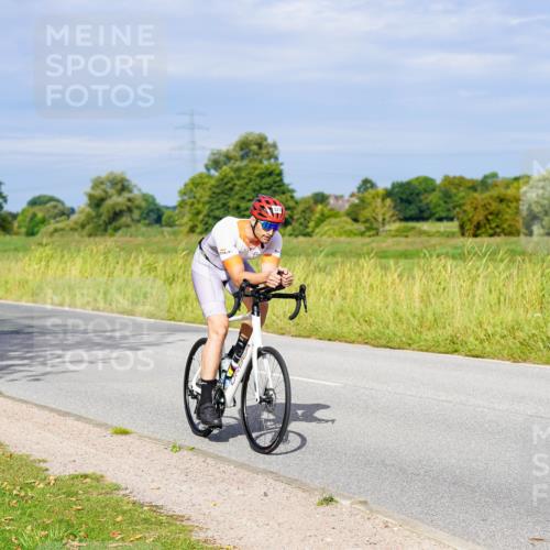 31.08.2025 - Elbe Triathlon Hamburg Michael Burmester http://msf.ph/oto/8672100 31.08.2025 10:04:24 Radfahren 537, 790, 902, 918 meine-sportfotos.de