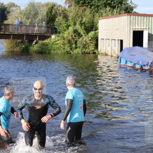 31.08.2025 - Elbe Triathlon Hamburg Luisa Fischer http://msf.ph/oto/8672131 31.08.2025 08:34:31 Schwimmen 175, 193, 199, 212 meine-sportfotos.de
