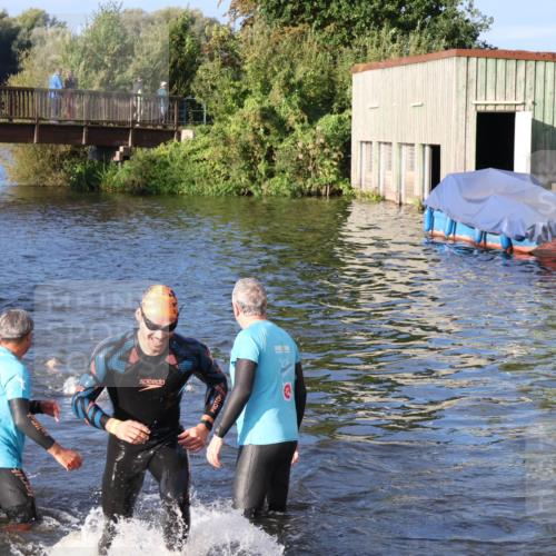 31.08.2025 - Elbe Triathlon Hamburg Luisa Fischer http://msf.ph/oto/8672132 31.08.2025 08:34:31 Schwimmen 175, 193, 199, 212 meine-sportfotos.de