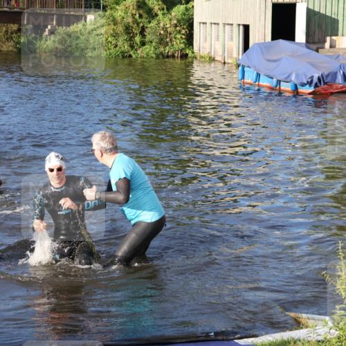 31.08.2025 - Elbe Triathlon Hamburg Luisa Fischer http://msf.ph/oto/8672159 31.08.2025 08:34:37 Schwimmen 175, 179, 197, 212 meine-sportfotos.de