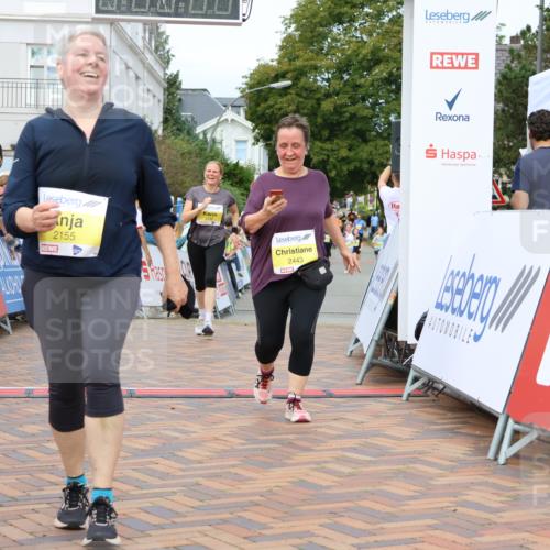 31.08.2025 - 21. Blankeneser Heldenlauf Strokosch-Dieckow http://msf.ph/oto/8672222 31.08.2025 10:31:41 Ziel 2190, 2092, 2079, 2340, 2155, 2443 meine-sportfotos.de