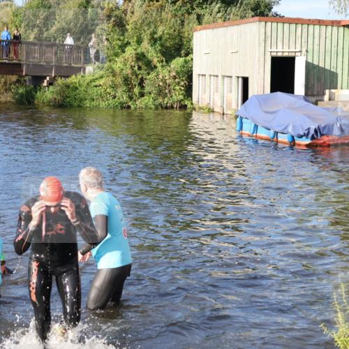 31.08.2025 - Elbe Triathlon Hamburg Luisa Fischer http://msf.ph/oto/8672243 31.08.2025 08:34:47 Schwimmen 176, 179, 197, 213 meine-sportfotos.de