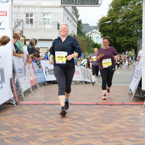 31.08.2025 - 21. Blankeneser Heldenlauf Strokosch-Dieckow http://msf.ph/oto/8672266 31.08.2025 10:31:40 Ziel 2190, 2092, 2079, 2340, 2155, 2443 meine-sportfotos.de