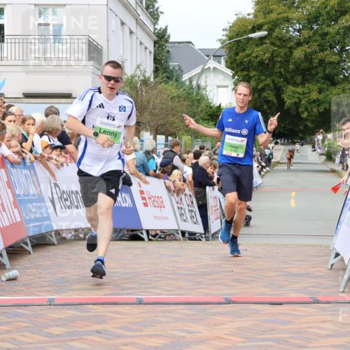 31.08.2025 - 21. Blankeneser Heldenlauf Strokosch-Dieckow http://msf.ph/oto/8672281 31.08.2025 10:52:48 Ziel 3706, 3473 meine-sportfotos.de