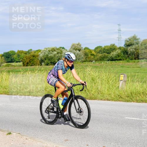 31.08.2025 - Elbe Triathlon Hamburg Michael Burmester http://msf.ph/oto/8672356 31.08.2025 10:05:08 Radfahren 399, 413, 654, 822, 844, 892 meine-sportfotos.de