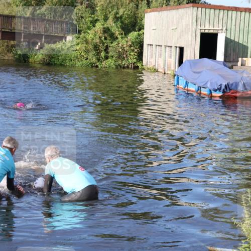 31.08.2025 - Elbe Triathlon Hamburg Luisa Fischer http://msf.ph/oto/8672431 31.08.2025 08:36:39 Schwimmen 233 meine-sportfotos.de