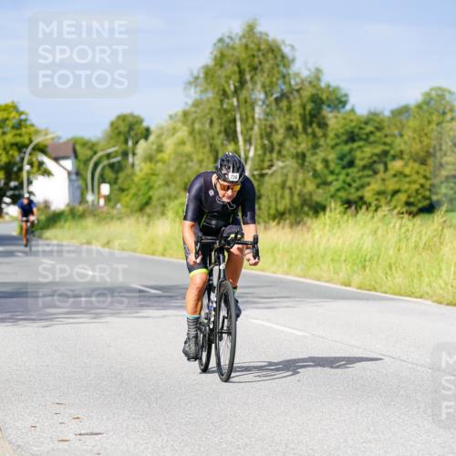 31.08.2025 - Elbe Triathlon Hamburg Michael Burmester http://msf.ph/oto/8672464 31.08.2025 10:07:21 Radfahren 651, 736, 788, 818, 847, 861 meine-sportfotos.de