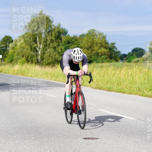 31.08.2025 - Elbe Triathlon Hamburg Michael Burmester http://msf.ph/oto/8672501 31.08.2025 10:07:29 Radfahren 447, 454, 651, 753, 836, 847, 861 meine-sportfotos.de