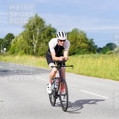 31.08.2025 - Elbe Triathlon Hamburg Michael Burmester http://msf.ph/oto/8672514 31.08.2025 10:07:32 Radfahren 447, 454, 753, 836 meine-sportfotos.de