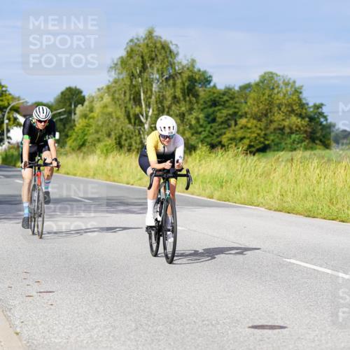 31.08.2025 - Elbe Triathlon Hamburg Michael Burmester http://msf.ph/oto/8672519 31.08.2025 10:07:35 Radfahren 447, 747, 753, 836, 900 meine-sportfotos.de