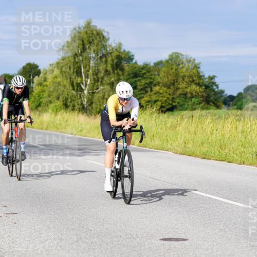 31.08.2025 - Elbe Triathlon Hamburg Michael Burmester http://msf.ph/oto/8672524 31.08.2025 10:07:35 Radfahren 447, 747, 753, 836, 900 meine-sportfotos.de