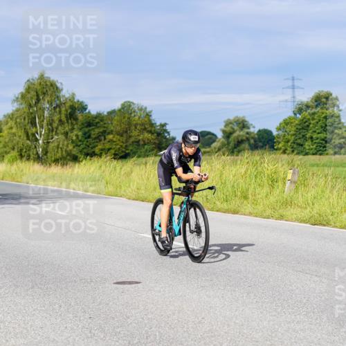 31.08.2025 - Elbe Triathlon Hamburg Michael Burmester http://msf.ph/oto/8672555 31.08.2025 10:07:42 Radfahren 747, 752, 900 meine-sportfotos.de