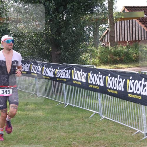31.08.2025 - Elbe Triathlon Hamburg Luisa Fischer http://msf.ph/oto/8672560 31.08.2025 09:57:18 Laufen 345 meine-sportfotos.de