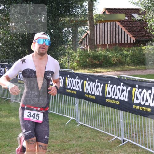 31.08.2025 - Elbe Triathlon Hamburg Luisa Fischer http://msf.ph/oto/8672565 31.08.2025 09:57:18 Laufen 345 meine-sportfotos.de