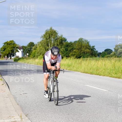 31.08.2025 - Elbe Triathlon Hamburg Michael Burmester http://msf.ph/oto/8672571 31.08.2025 10:07:45 Radfahren 747, 752, 900 meine-sportfotos.de