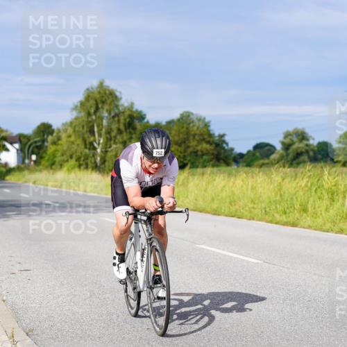 31.08.2025 - Elbe Triathlon Hamburg Michael Burmester http://msf.ph/oto/8672576 31.08.2025 10:07:45 Radfahren 747, 752, 900 meine-sportfotos.de