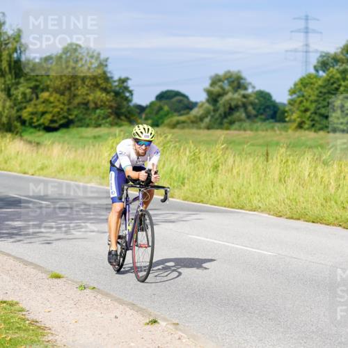 31.08.2025 - Elbe Triathlon Hamburg Michael Burmester http://msf.ph/oto/8672582 31.08.2025 10:07:53 Radfahren 561, 575, 659 meine-sportfotos.de