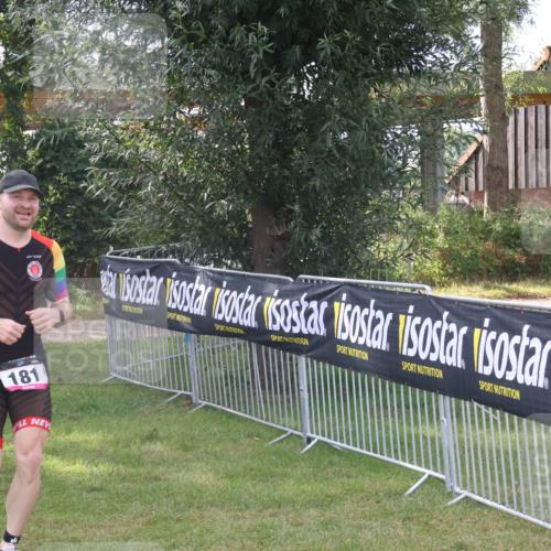 31.08.2025 - Elbe Triathlon Hamburg Luisa Fischer http://msf.ph/oto/8672584 31.08.2025 09:57:52 Laufen 181 meine-sportfotos.de