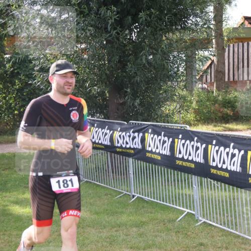 31.08.2025 - Elbe Triathlon Hamburg Luisa Fischer http://msf.ph/oto/8672587 31.08.2025 09:57:52 Laufen 181 meine-sportfotos.de