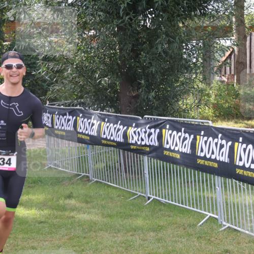 31.08.2025 - Elbe Triathlon Hamburg Luisa Fischer http://msf.ph/oto/8672596 31.08.2025 09:58:03 Laufen 7, 234 meine-sportfotos.de