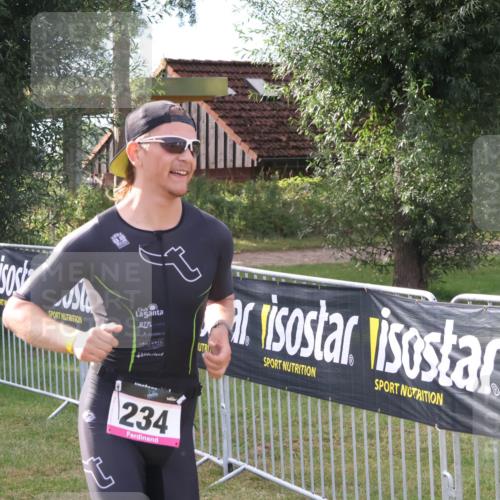 31.08.2025 - Elbe Triathlon Hamburg Luisa Fischer http://msf.ph/oto/8672604 31.08.2025 09:58:04 Laufen 234 meine-sportfotos.de