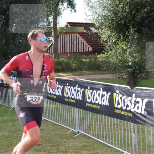 31.08.2025 - Elbe Triathlon Hamburg Luisa Fischer http://msf.ph/oto/8672632 31.08.2025 09:58:50 Laufen 30, 333 meine-sportfotos.de