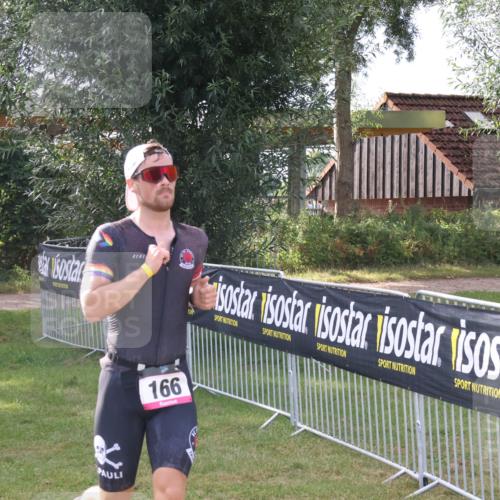 31.08.2025 - Elbe Triathlon Hamburg Luisa Fischer http://msf.ph/oto/8672644 31.08.2025 09:58:53 Laufen 166 meine-sportfotos.de