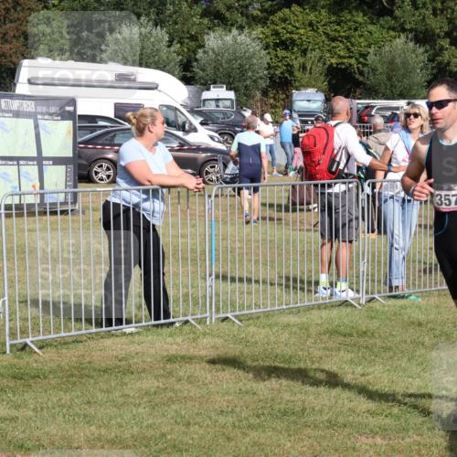 31.08.2025 - Elbe Triathlon Hamburg Luisa Fischer http://msf.ph/oto/8672672 31.08.2025 10:00:37 Laufen 2, 357 meine-sportfotos.de