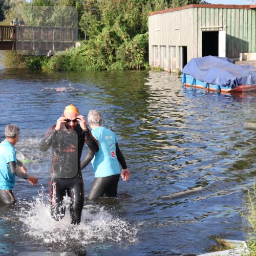 31.08.2025 - Elbe Triathlon Hamburg Luisa Fischer http://msf.ph/oto/8672685 31.08.2025 08:38:26 Schwimmen 183, 245 meine-sportfotos.de