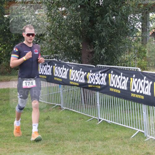 31.08.2025 - Elbe Triathlon Hamburg Luisa Fischer http://msf.ph/oto/8672699 31.08.2025 10:01:56 Laufen 174 meine-sportfotos.de